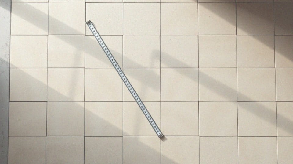 Jak szerokość fugi wpływa na ilość materiału?