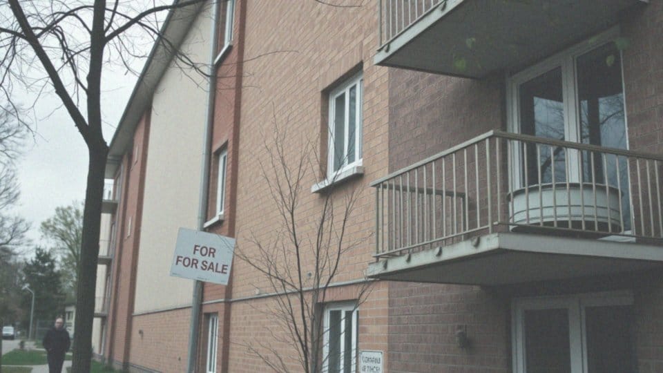 Jak sprzedaż mieszkania związana jest z pogorszeniem sytuacji finansowej?